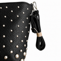 Bolso negro Y2K con tachuelas plateadas y correa ajustable