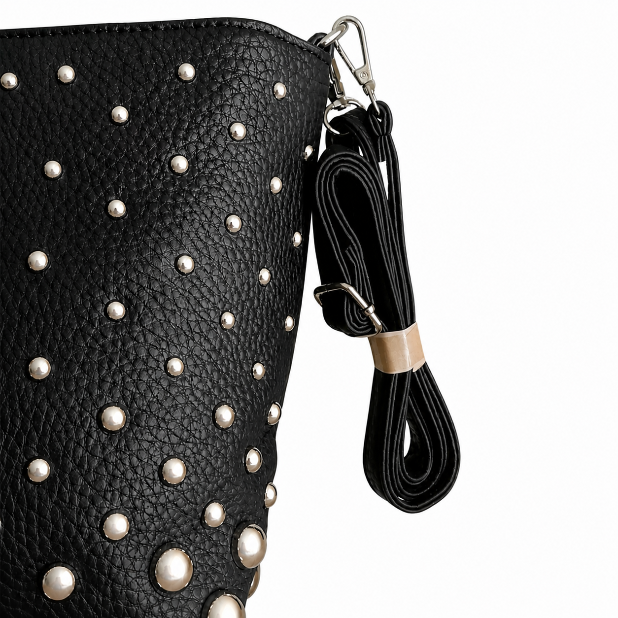 Bolso negro Y2K con tachuelas plateadas y correa ajustable
