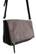 Bolso negro y gris Y2K con detalles plateados y correa ajustable
