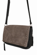 Bolso negro y gris Y2K con detalles plateados y correa ajustable