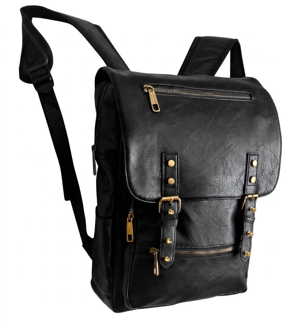 Mochila negra Y2K con pinchos plateados y múltiples compartimentos