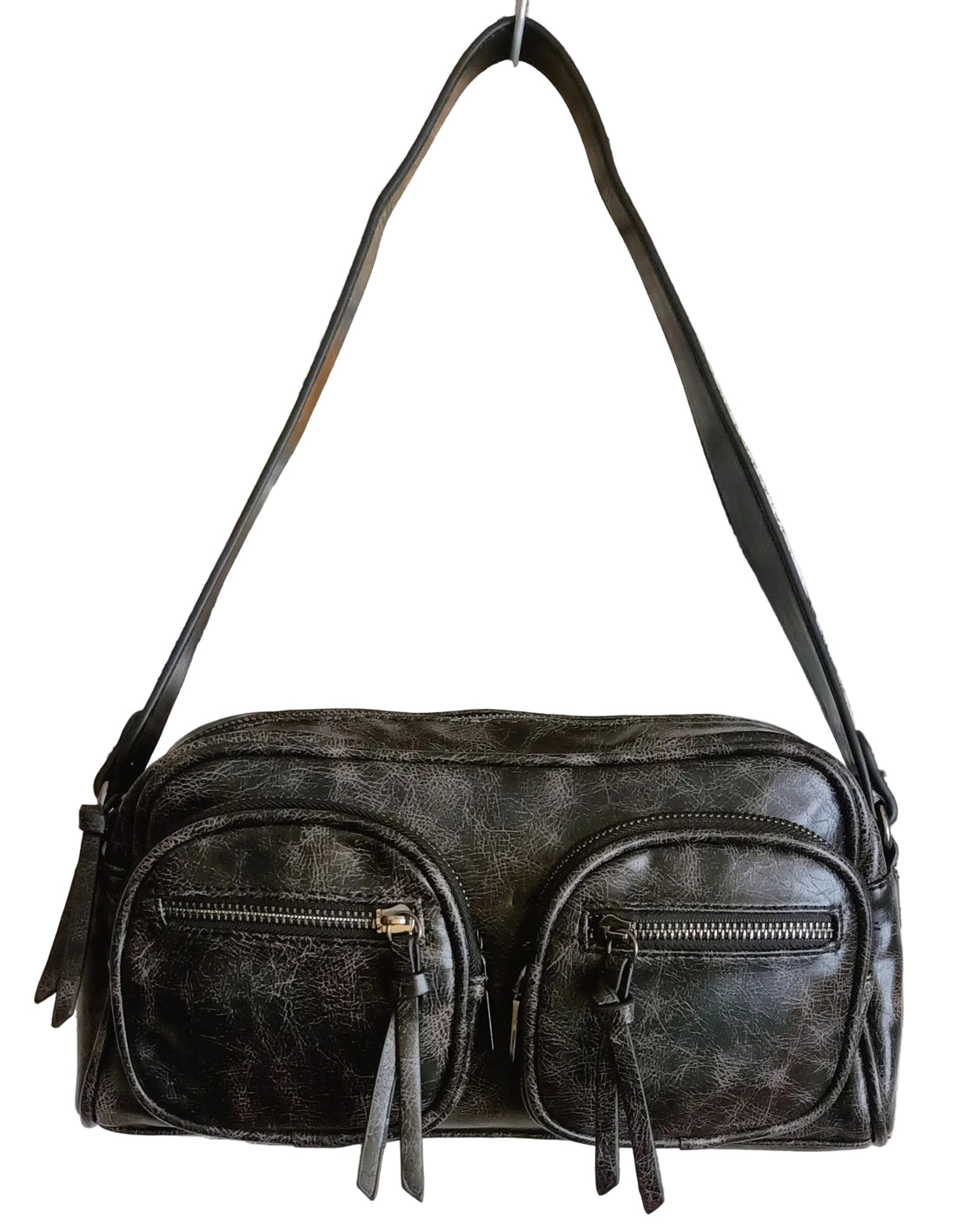 Bolso negro Y2K multibolsillos con detalles metálicos y correa ajustable