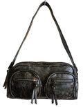 Bolso negro Y2K multibolsillos con detalles metálicos y correa ajustable